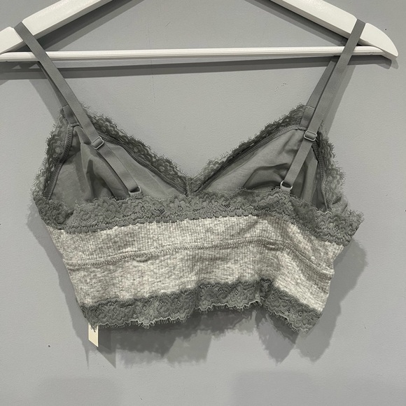 NWT Aerie gray ribbed lace bralette - Picture 2 of 3